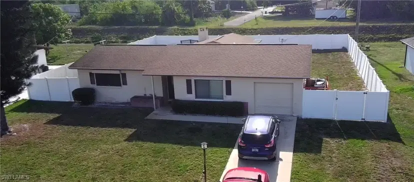 Picture of 340 Inwood Ave S, Lehigh Acres FL 33936
