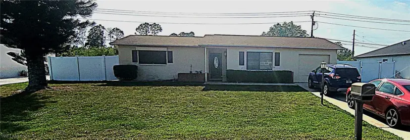Picture of 340 Inwood Ave S, Lehigh Acres FL 33936