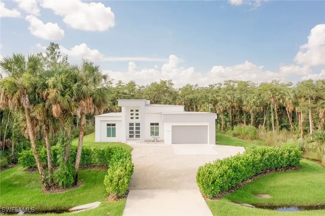 Picture of 1766 Golden Gate Blvd W, Naples, FL 34120