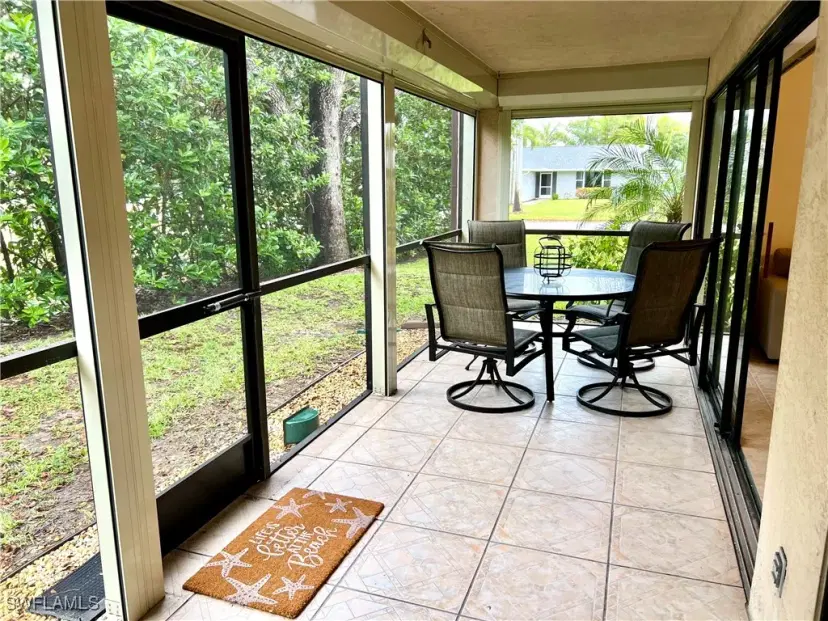 Picture of 232 Pebble Beach Cir E104, Naples FL 34113