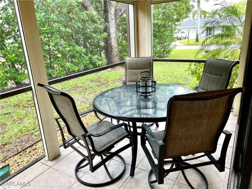 Picture of 232 Pebble Beach Cir E104, Naples FL 34113