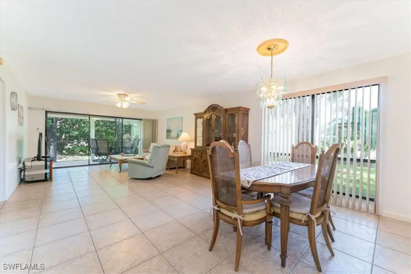 Picture of 232 Pebble Beach Cir E104, Naples FL 34113