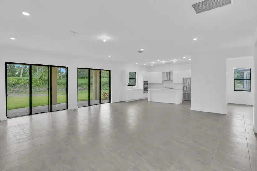 Picture of 11890 S Baypoint Circle, Parkland FL 33076