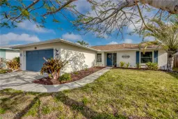 Picture of 9758 Deerfoot Dr, Fort Myers, FL 33919
