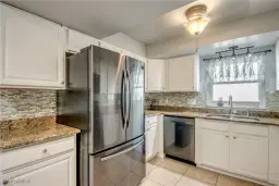 Picture of 9758 Deerfoot Dr, Fort Myers, FL 33919