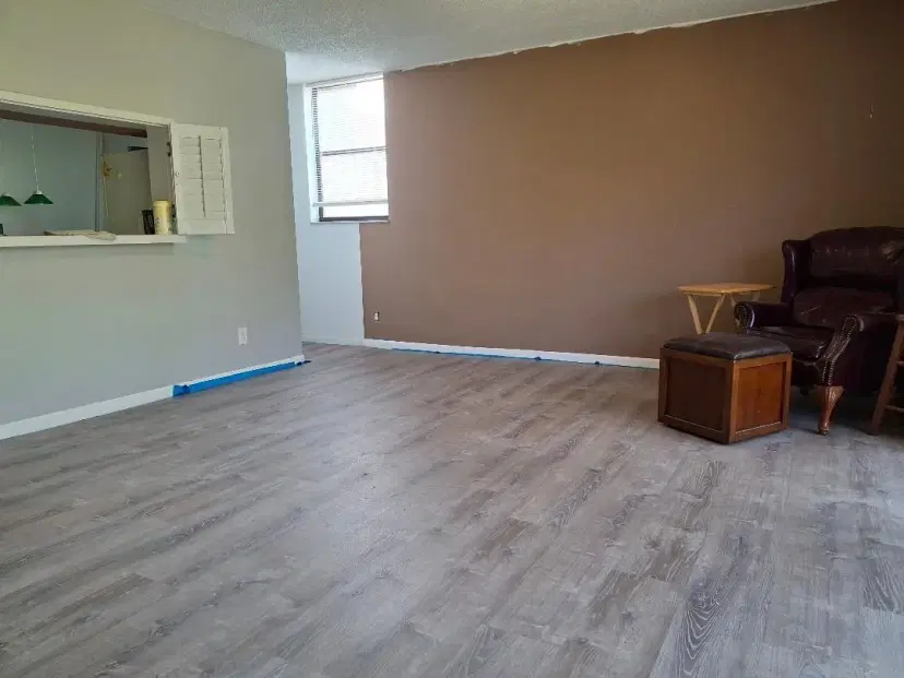 Picture of 106 Lake Emerald Dr 315, Oakland Park FL 33309