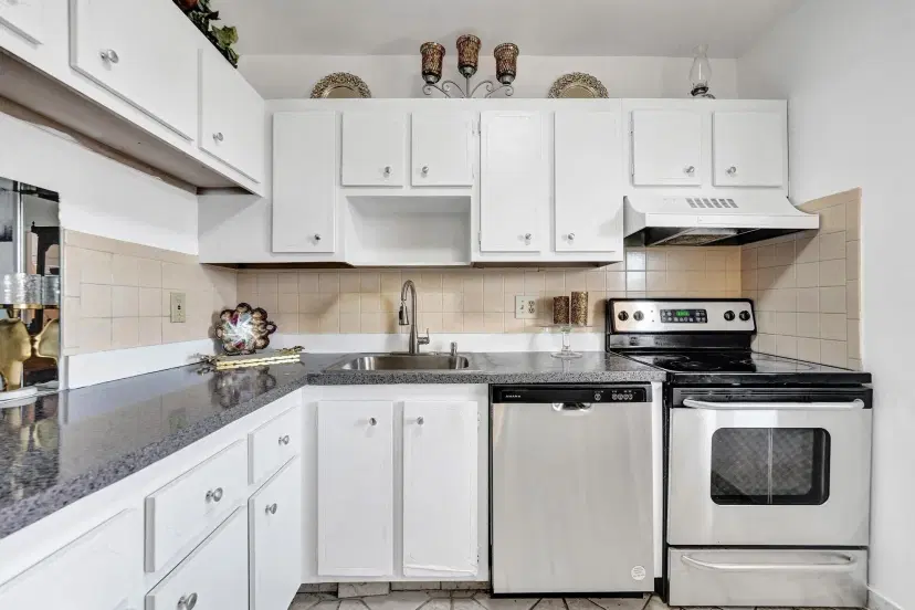 Picture of 601 NW 78Th Ter 201, Margate FL 33063