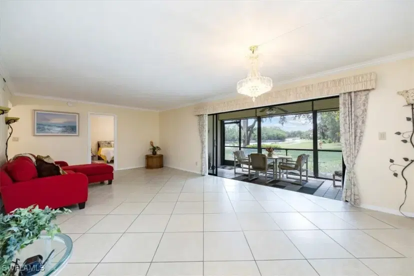 Picture of 536 Lake Louise Cir B102, Naples FL 34110