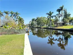 Picture of 25 Estate Dr, North Fort Myers, FL 33917