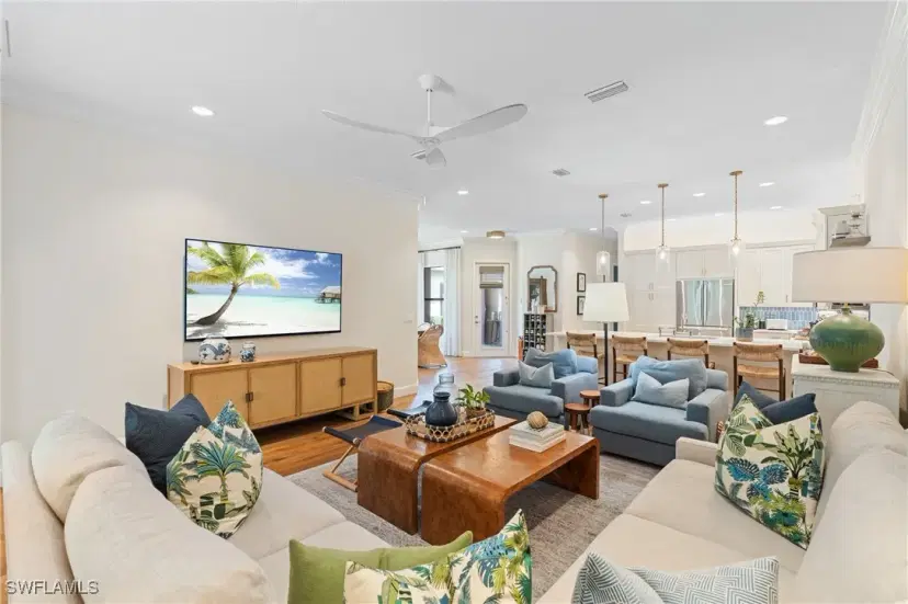 Picture of 13541 Coronado Dr, Naples FL 34109
