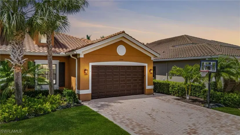 Picture of 13541 Coronado Dr, Naples FL 34109