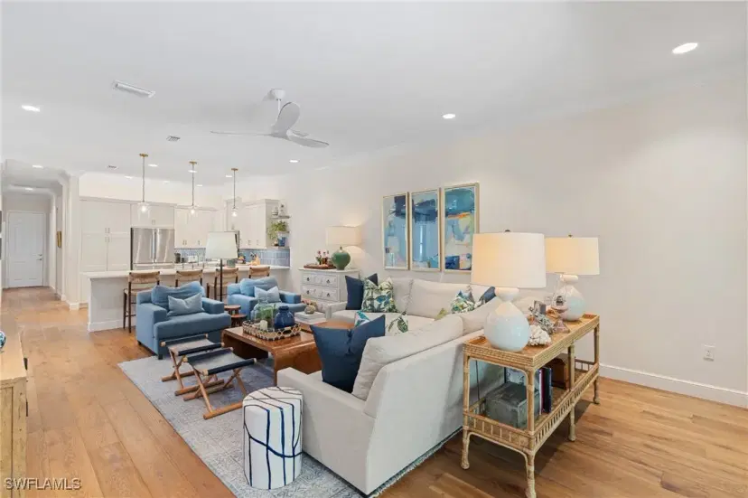 Picture of 13541 Coronado Dr, Naples FL 34109