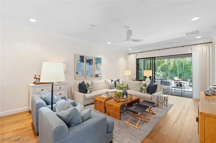 Picture of 13541 Coronado Dr, Naples FL 34109