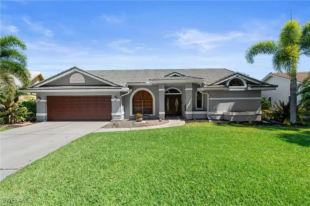 Picture of 12451 Woodtimber Ln, Fort Myers, FL 33913