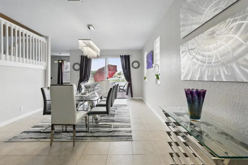 Picture of 125 Kensington Way, Royal Palm Beach FL 33414