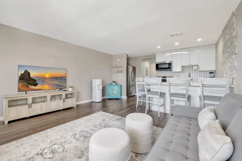 Picture of 2081 NE 56Th Street 207, Fort Lauderdale FL 33308