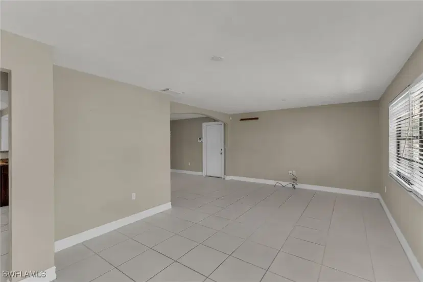 Picture of 112 Blue Ridge Dr 55, Naples FL 34112