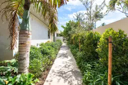 Picture of 1234 George Bush Boulevard, Delray Beach, FL 33483