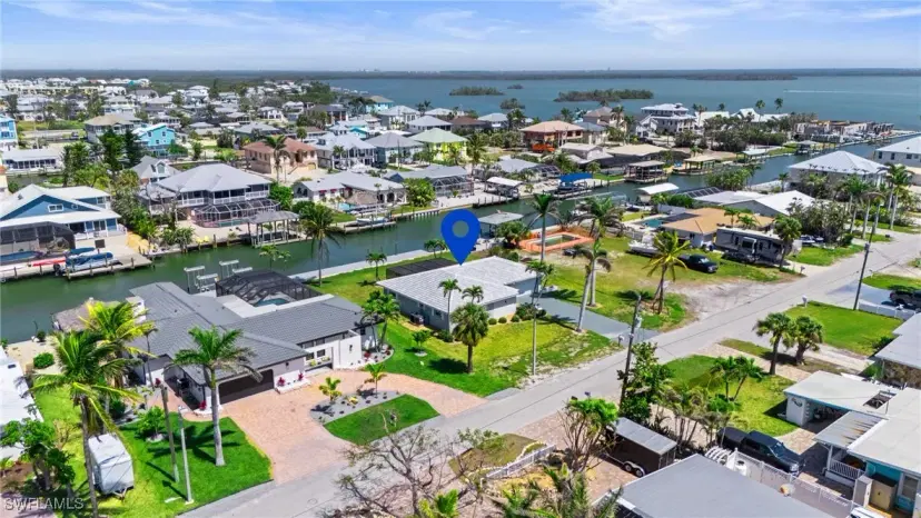 Picture of 185 Ibis St, Fort Myers Beach FL 33931