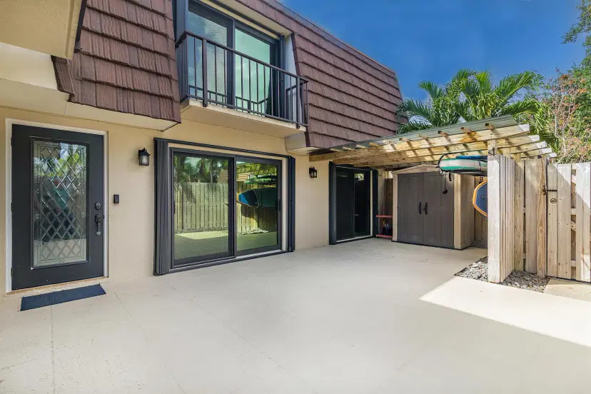 Picture of 1403 14Th Lane, Palm Beach Gardens FL 33418