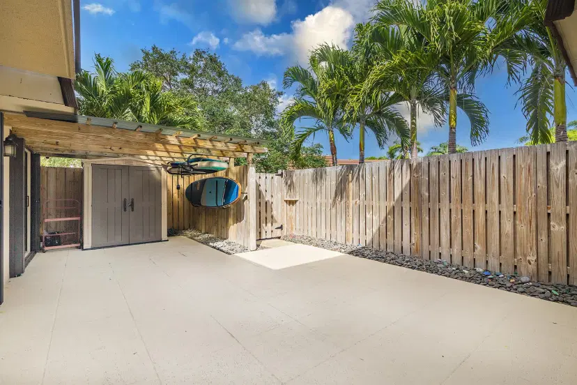 Picture of 1403 14Th Lane, Palm Beach Gardens FL 33418