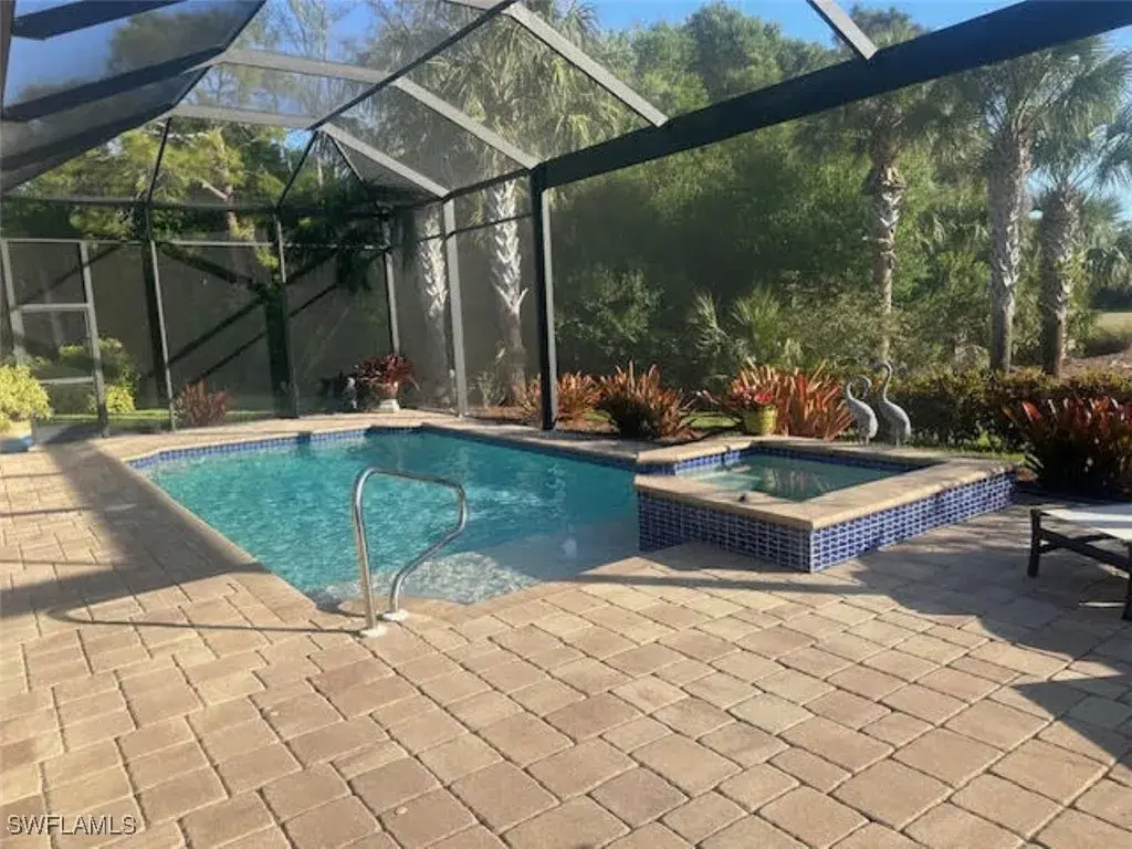 Picture of 13761 Woodhaven Cir, Fort Myers, FL 33905