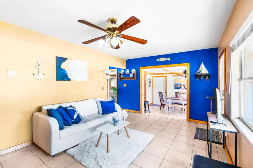 Picture of 2343 2Nd Court Se, Vero Beach FL 32962
