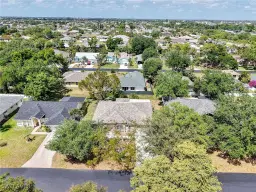 Picture of 13701 Willow Bridge Dr, North Fort Myers, FL 33903