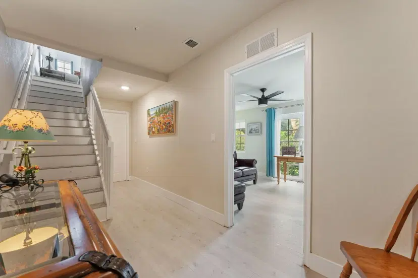 Picture of 2725 NE 8Th Ave 101, Wilton Manors FL 33334