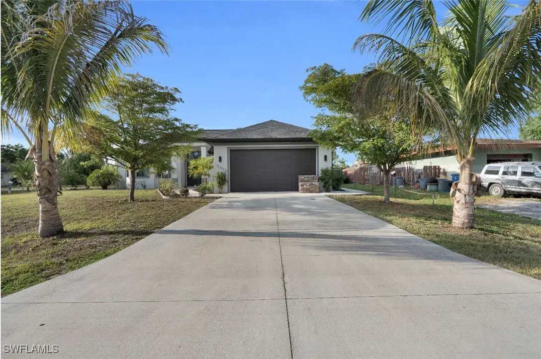Picture of 13002 Caribbean Blvd, Fort Myers, FL 33905