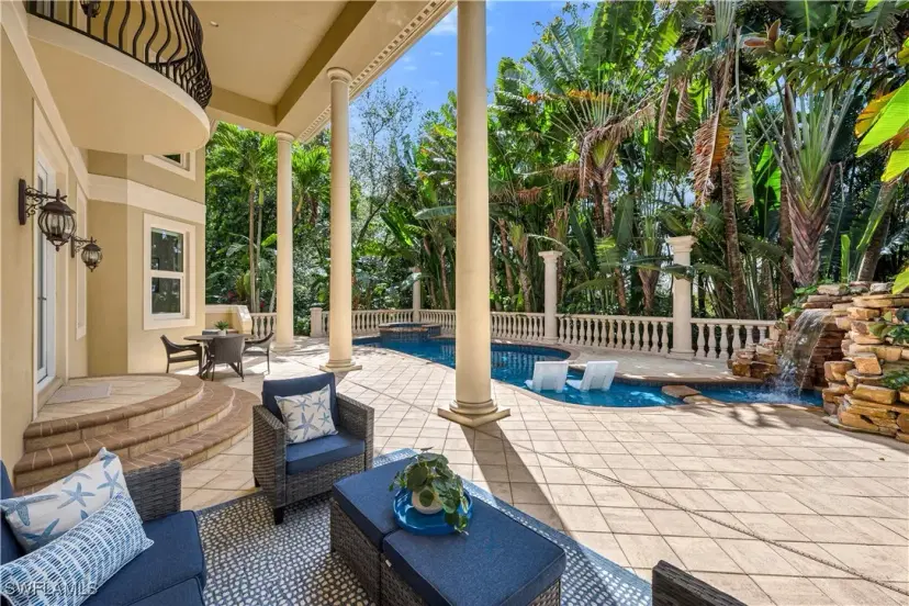 Picture of 1408 Hemingway Pl, Naples FL 34103
