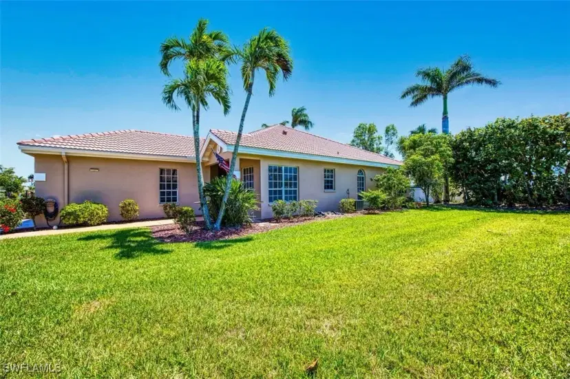 Picture of 5482 Peppertree Dr, Fort Myers FL 33908