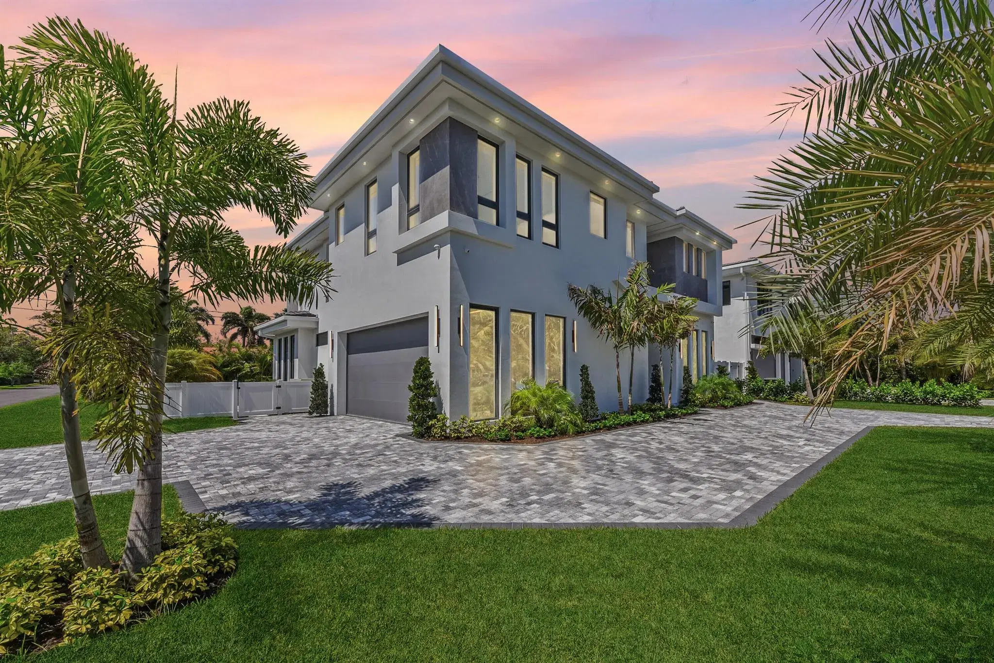 Picture of 1101 NE 3Rd Avenue, Boca Raton, FL 33432