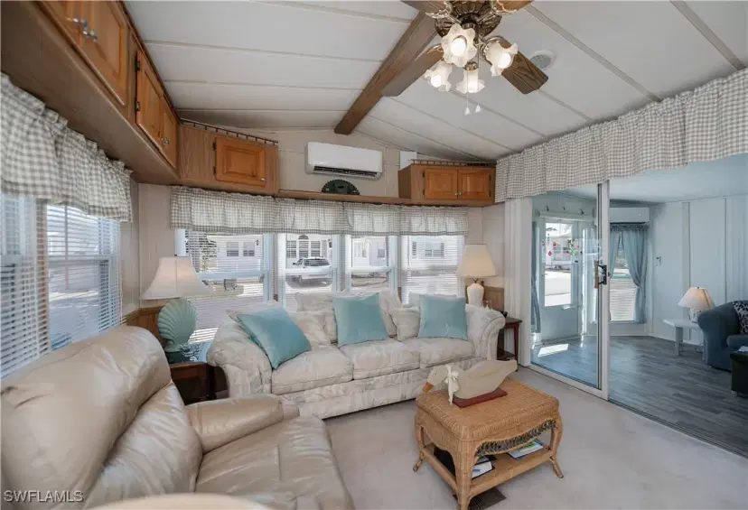 Picture of 233 Caravan Cir, North Fort Myers FL 33903