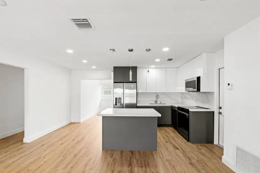 Picture of 8302 NW 59Th Court, Tamarac FL 33321