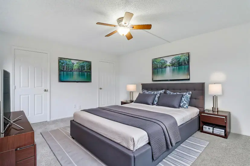 Picture of 523 Springdale Circle, Palm Springs FL 33461