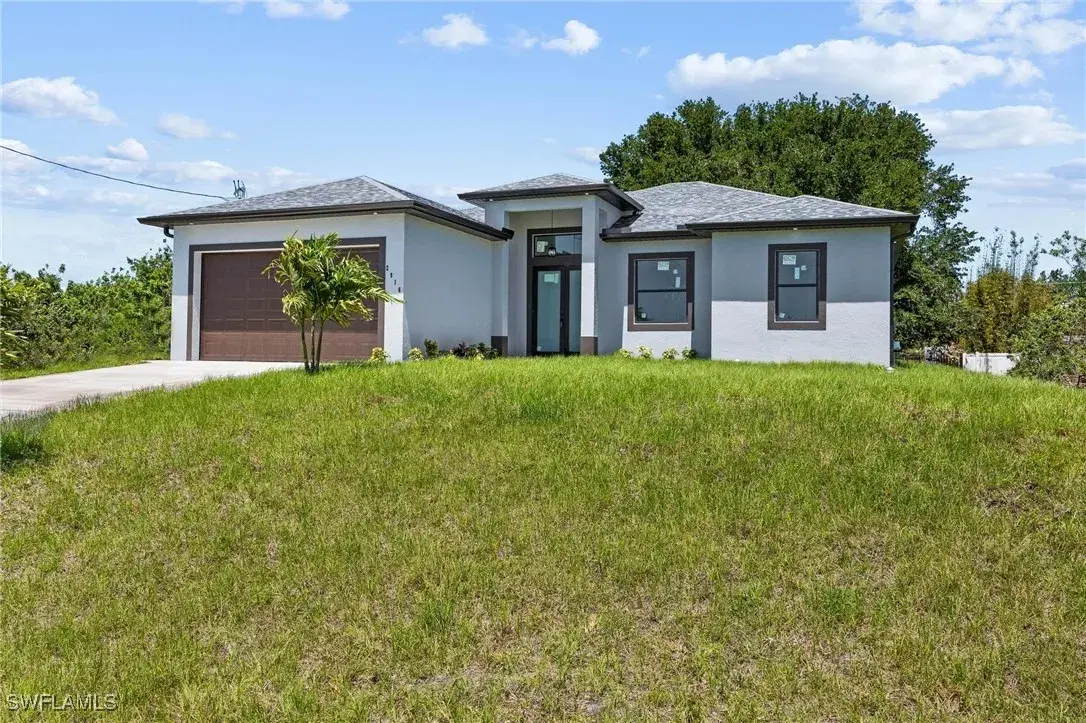Picture of 2916 41St St Sw, Lehigh Acres, FL 33976
