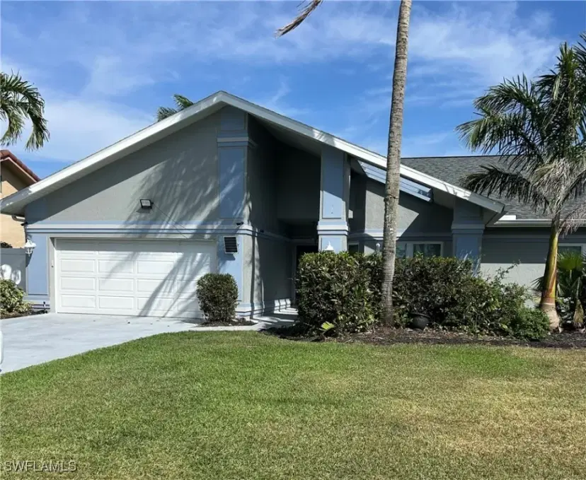 Picture of 8860 Banyan Cove Cir S 0, Fort Myers FL 33919