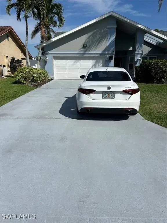 Picture of 8860 Banyan Cove Cir S 0, Fort Myers FL 33919