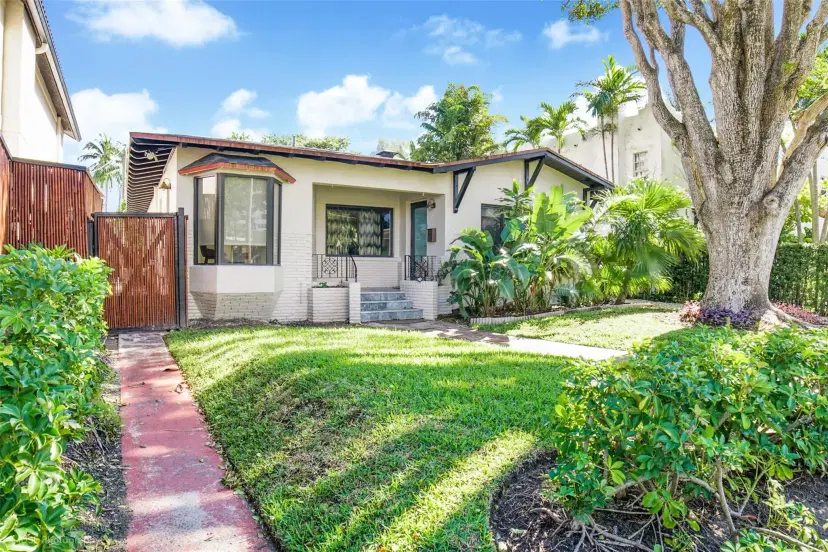 Picture of 328 Riviera Isle Dr, Fort Lauderdale FL 33301
