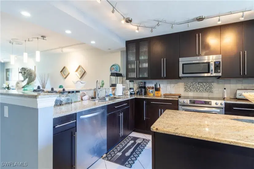 Picture of 5535 Rattlesnake Hammock Rd 205, Naples FL 34113
