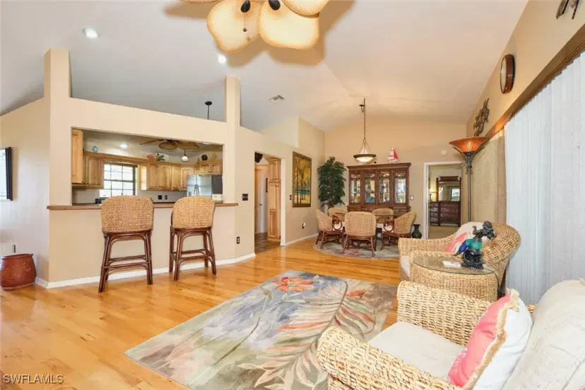Picture of 1901 Countess Ct, Naples FL 34110