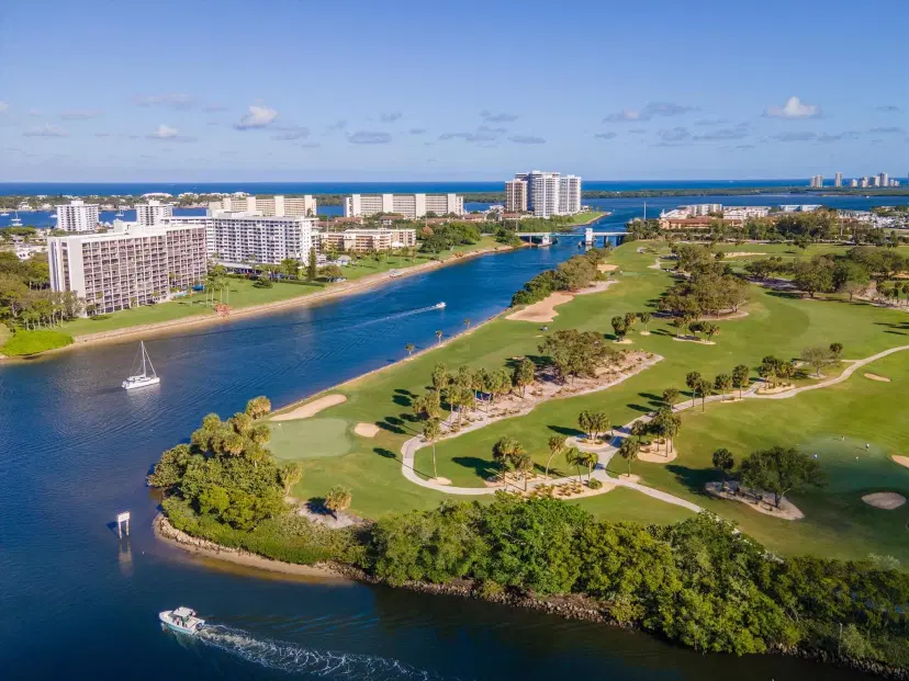 Picture of 336 Golfview Road 916, North Palm Beach FL 33408