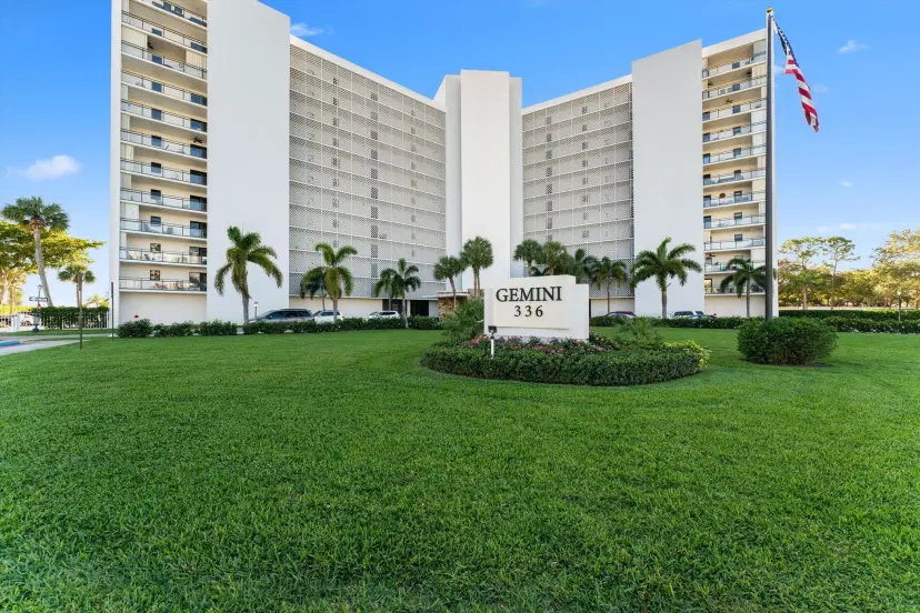 Picture of 336 Golfview Road 916, North Palm Beach FL 33408