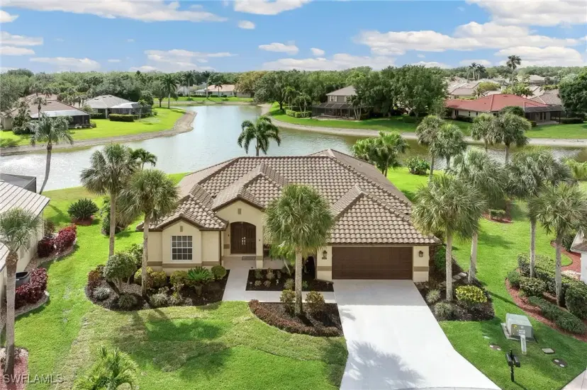 Picture of 12560 Lake Run Dr, Fort Myers FL 33913