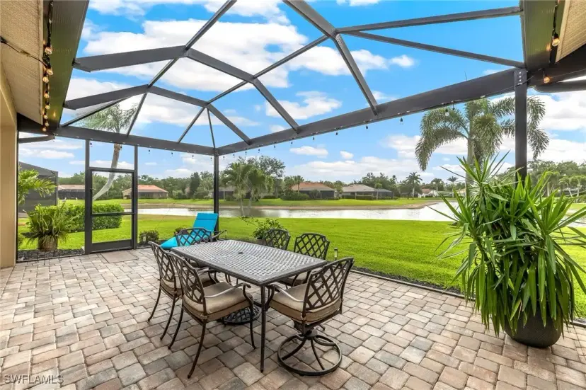 Picture of 12560 Lake Run Dr, Fort Myers FL 33913