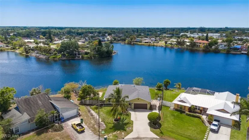 Picture of 5036 29Th Pl Sw, Naples FL 34116