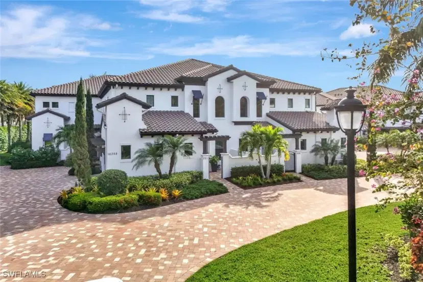 Picture of 16358 Corsica Way 201, Naples FL 34110