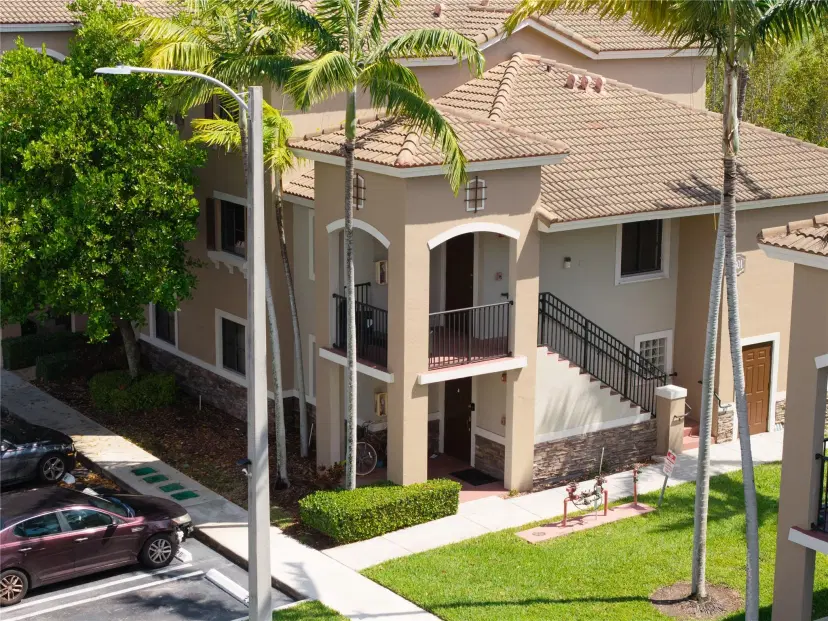 Picture of 22801 SW 88Th Pl 206, Cutler Bay FL 33190