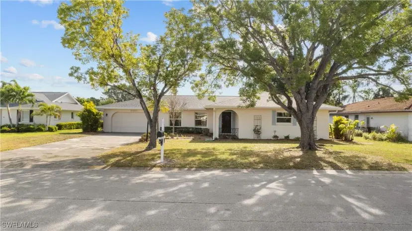 Picture of 5327 Shalley Cir W, Fort Myers FL 33919